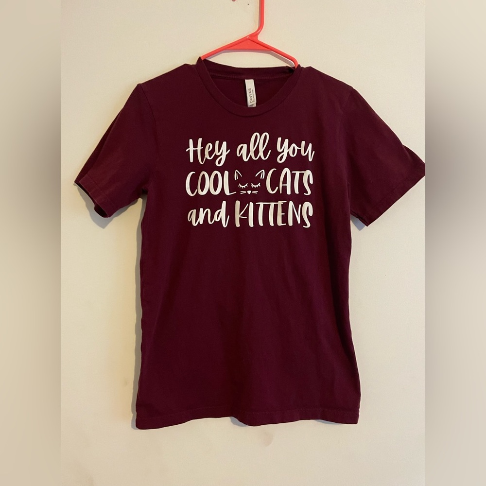 Women’s- “Hey all you cool cats and kittens” shirt size small
